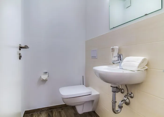 Lagovida Duenenhaus Comfort Familia H Am Stoermthaler *