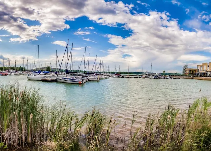 Lagovida Duenenhaus Comfort Familia H Am Stoermthaler Grosspoesna